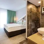 Arcotel Hafencity Hotel 4*