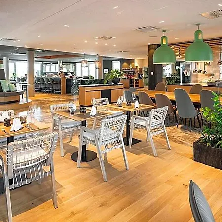 Arcotel Hafencity 4*