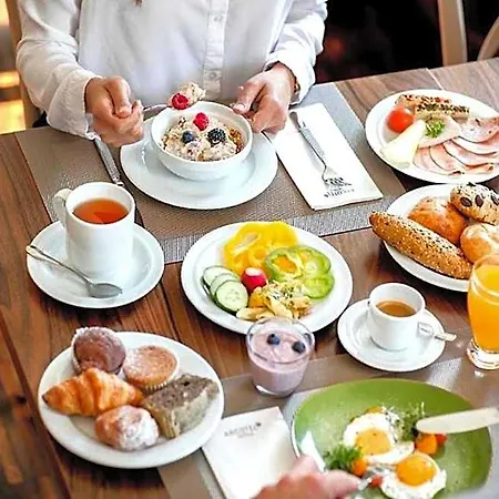 Arcotel Hafencity Hotel 4*