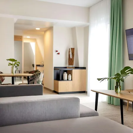 Arcotel Hafencity Hotel 4*