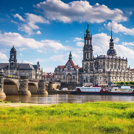 Arcotel Hafencity 4* Dresden