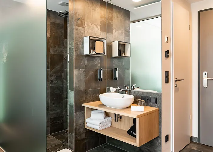 Отель Arcotel Hafencity 4*