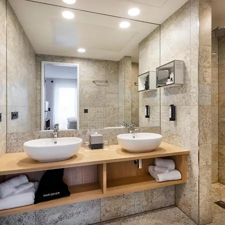 Arcotel Hafencity Отель 4*