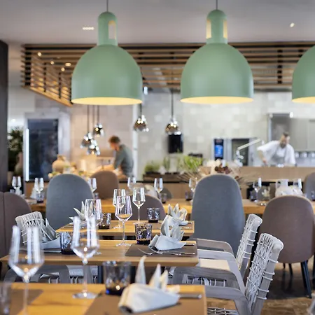 Arcotel Hafencity Дрезден