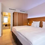 Arcotel Hafencity 4*