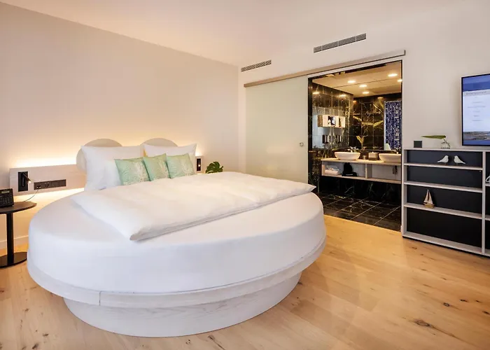 מלון Arcotel Hafencity